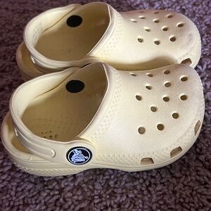 Yellow crocs toddler shoes